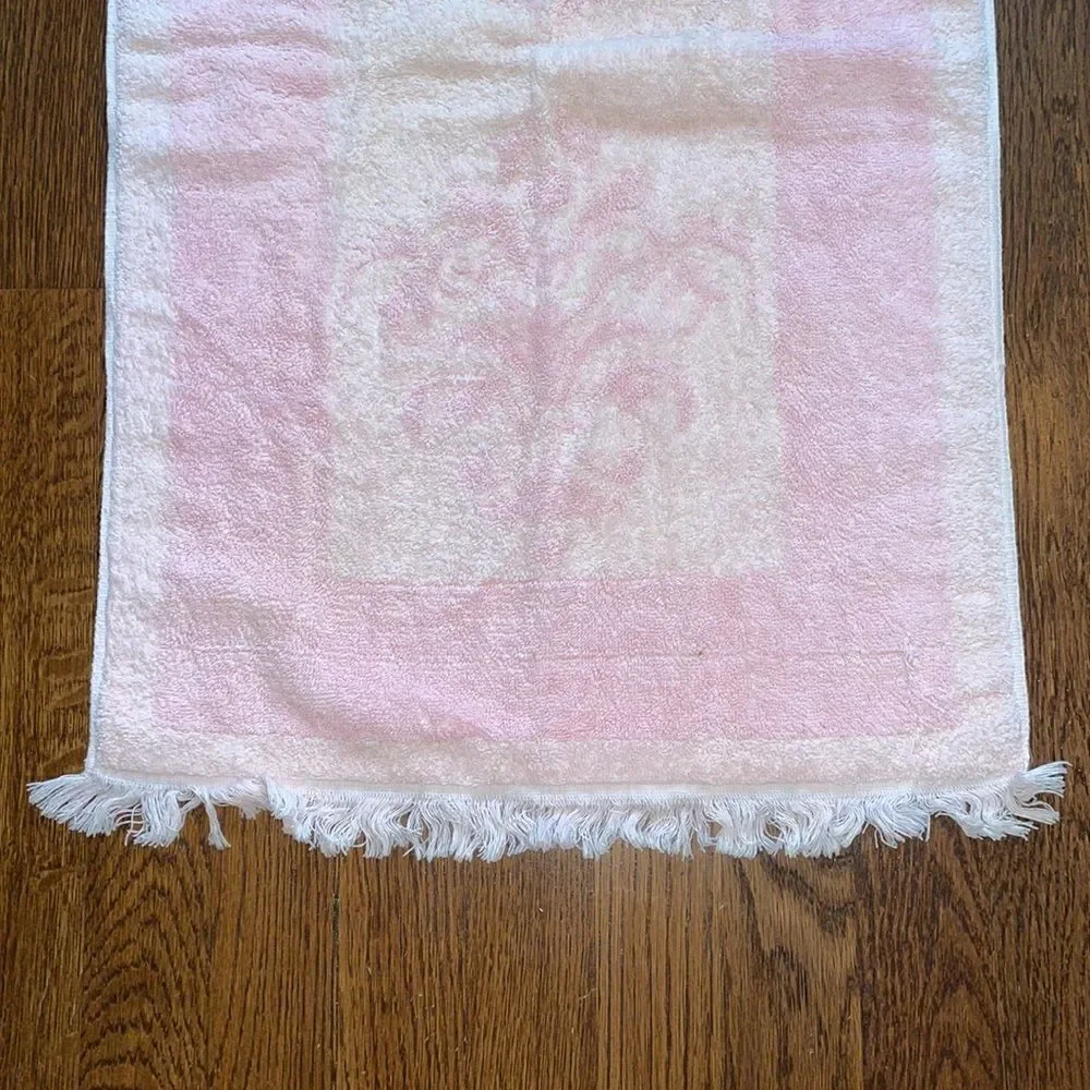 Vintage 60s Fieldcrest Imperial Collection pink‎ cotton small bath towel